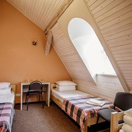 Guest House "Arkhistratyg" Lviv Ngoại thất bức ảnh