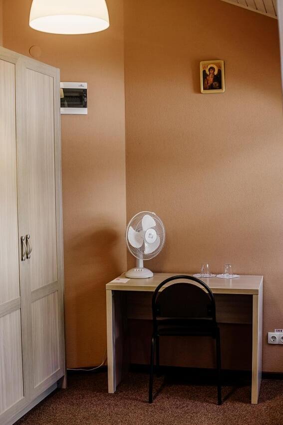 Guest House "Arkhistratyg" Lviv Ngoại thất bức ảnh