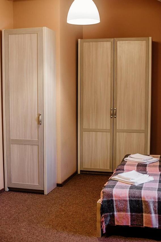 Guest House "Arkhistratyg" Lviv Ngoại thất bức ảnh