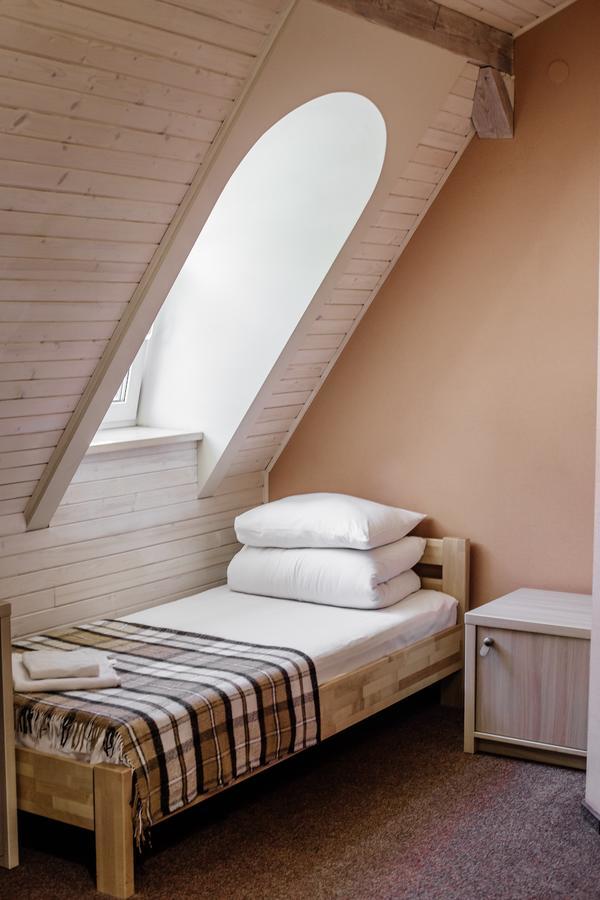 Guest House "Arkhistratyg" Lviv Ngoại thất bức ảnh