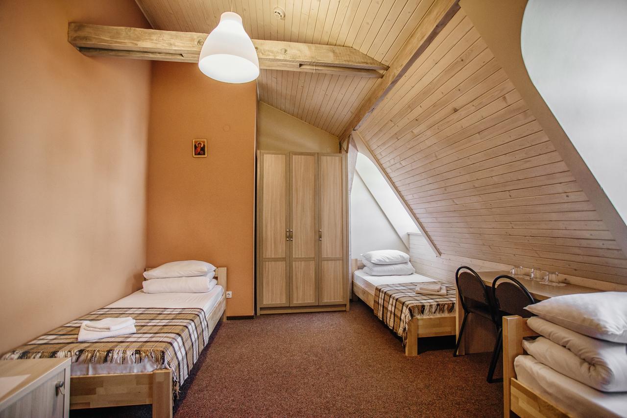 Guest House "Arkhistratyg" Lviv Ngoại thất bức ảnh