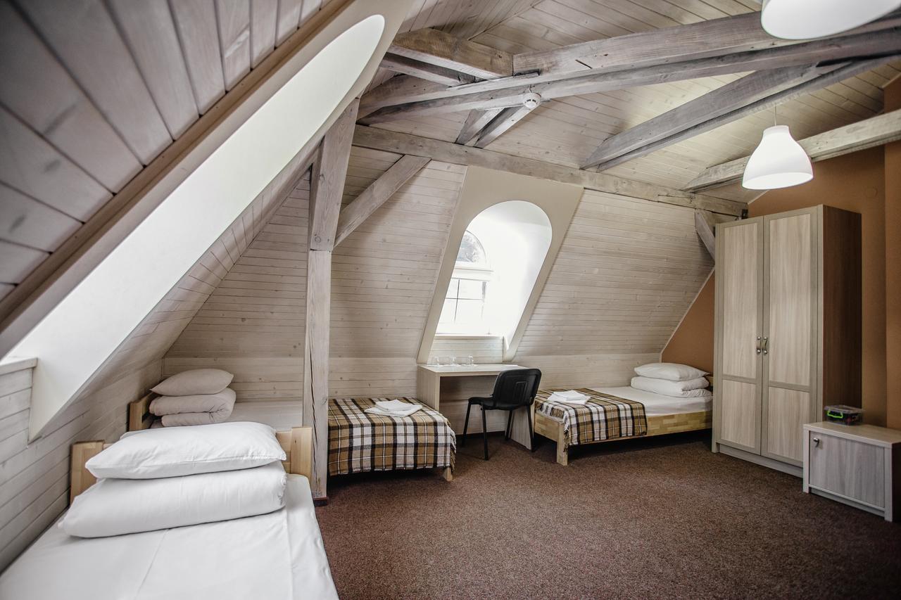 Guest House "Arkhistratyg" Lviv Ngoại thất bức ảnh